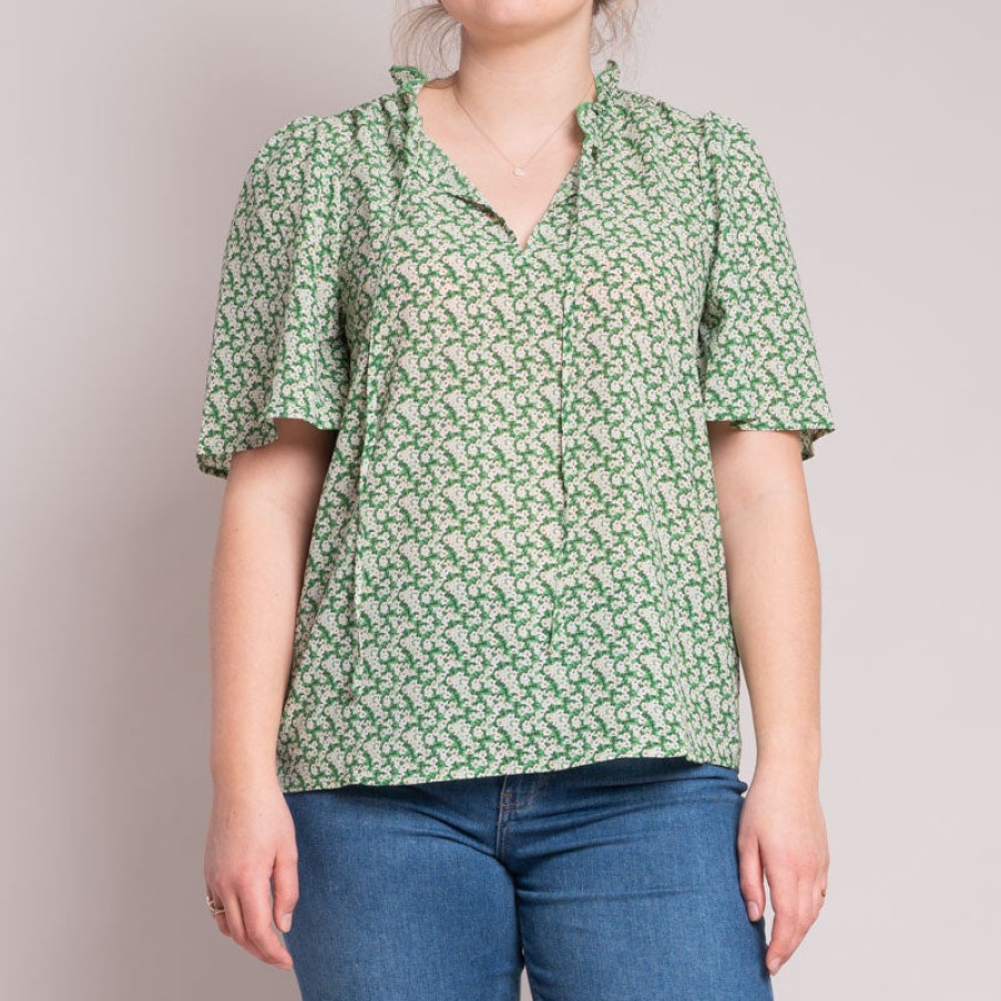 FOIL Flutter Top In Daisy Chain Wholesale