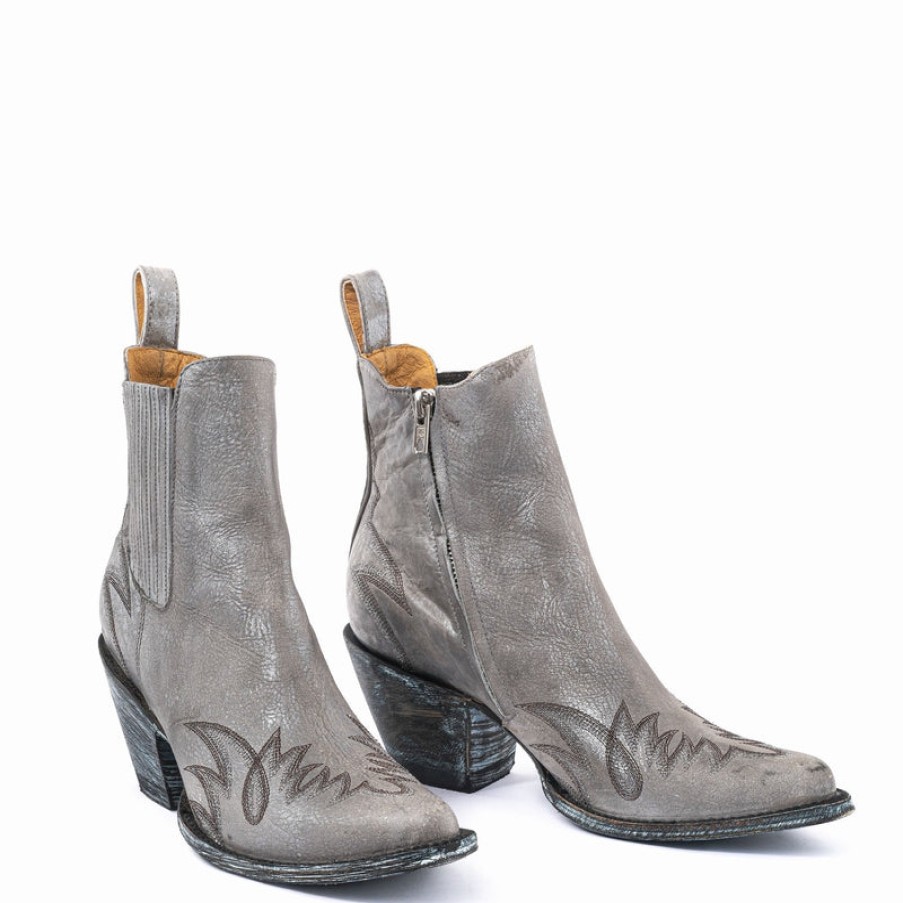 MEXICANA Fury Cowboy Boots In Silver | Collen & Clare Clearance