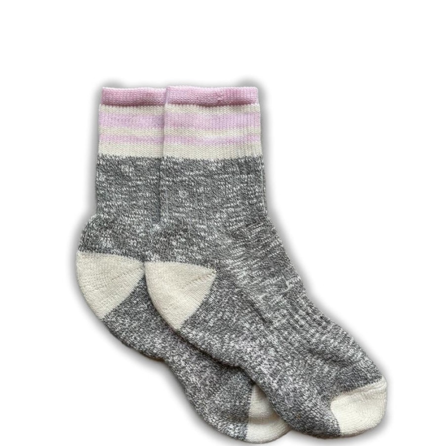 IVY ELLIS Rosemarkie 1/4 Slubbed Socks In Grey Marl/Baby Pink | Collen And Clare Wholesale