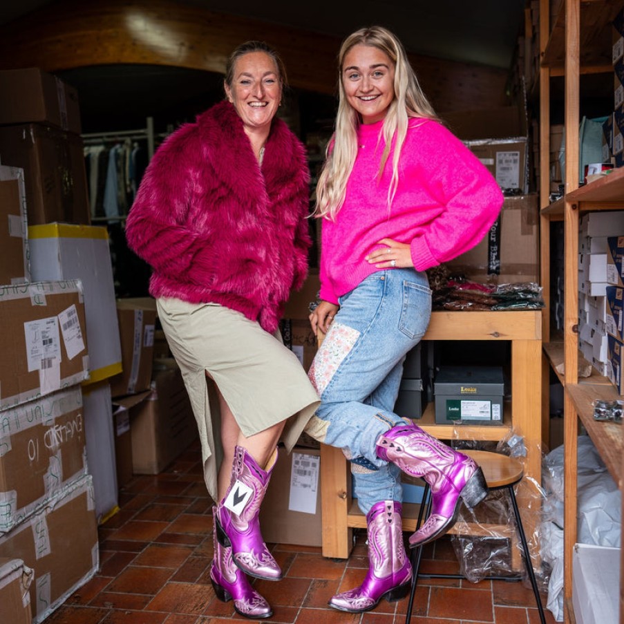 MEXICANA Dragon Love Cowboy Boots In Barbie Pink | Collen & Clare Hot