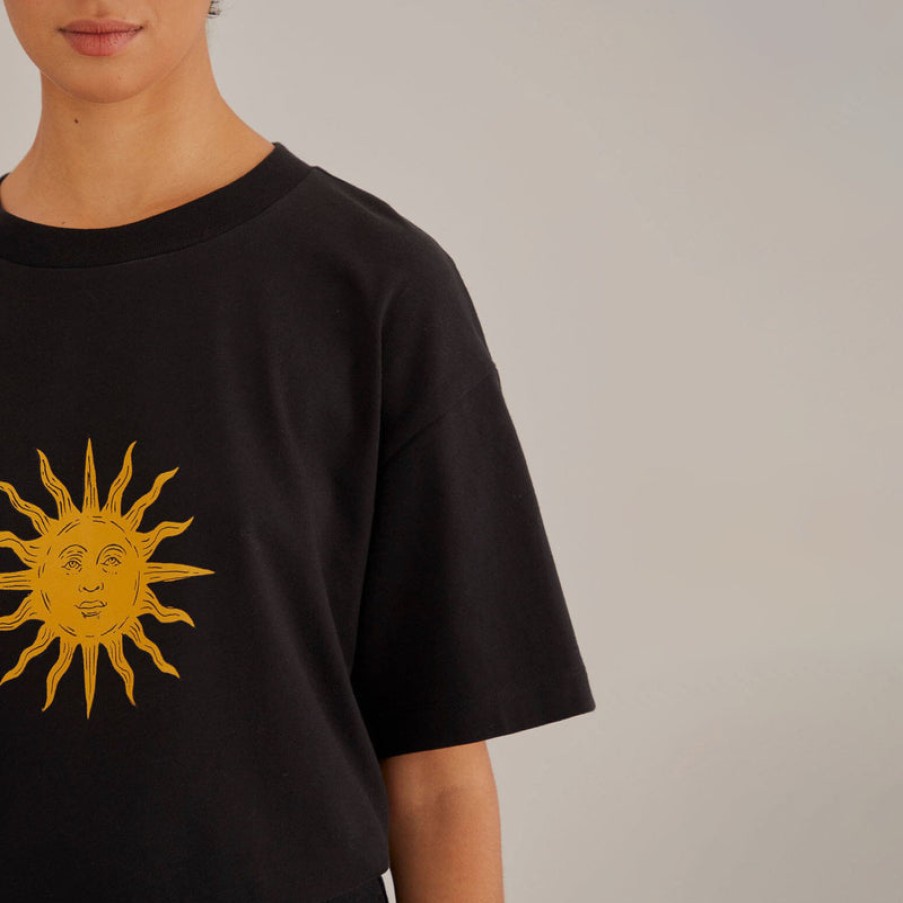 FARM RIO Walking With The Sun T Shirt In Black Best