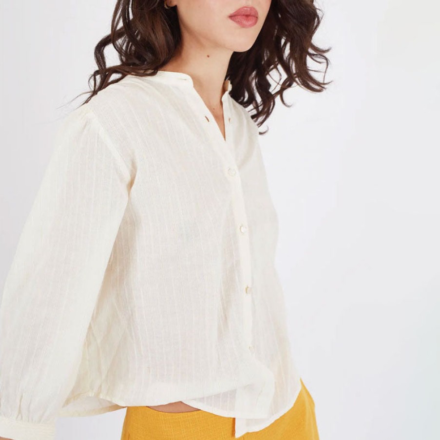 TRAFFIC PEOPLE Charlie Shirt In Cream Hot