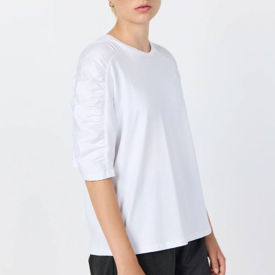 LEVETE ROOM Kowa 15 T Shirt In White | Collen & Clare Clearance