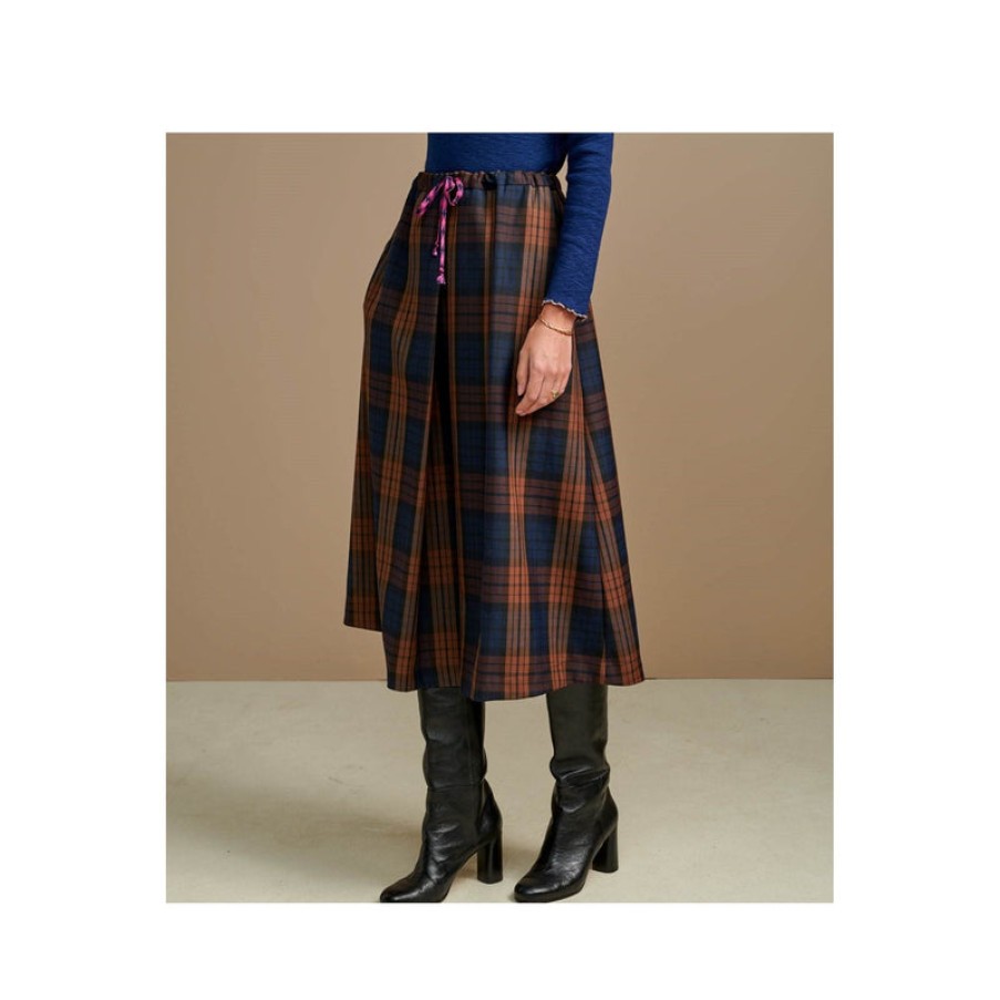 BELLEROSE Adams Check Pleat Skirt In Navy/Brown | Collen & Clare New